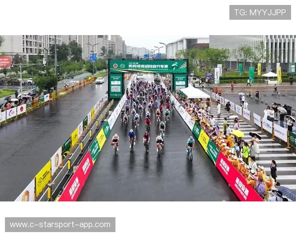 体育新闻中心聚焦户外运动资讯发展方向，体育新闻深度报道案例