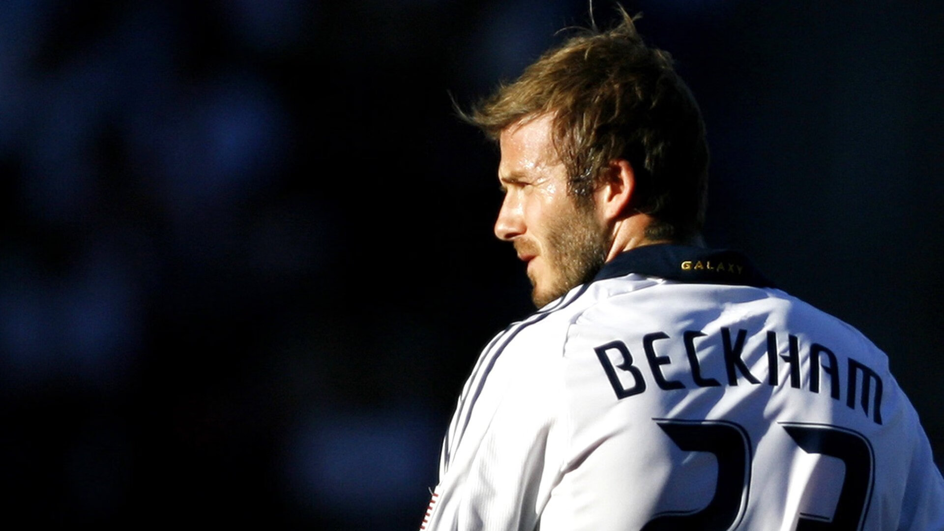 星空体育app-球员退役决定在世界杯后成为热门话题，2020宣布退役球星足球